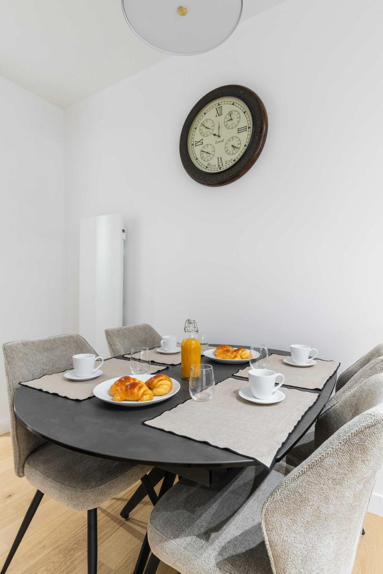 Proche Metro Et Montmartre - 18 - 4p Appartement