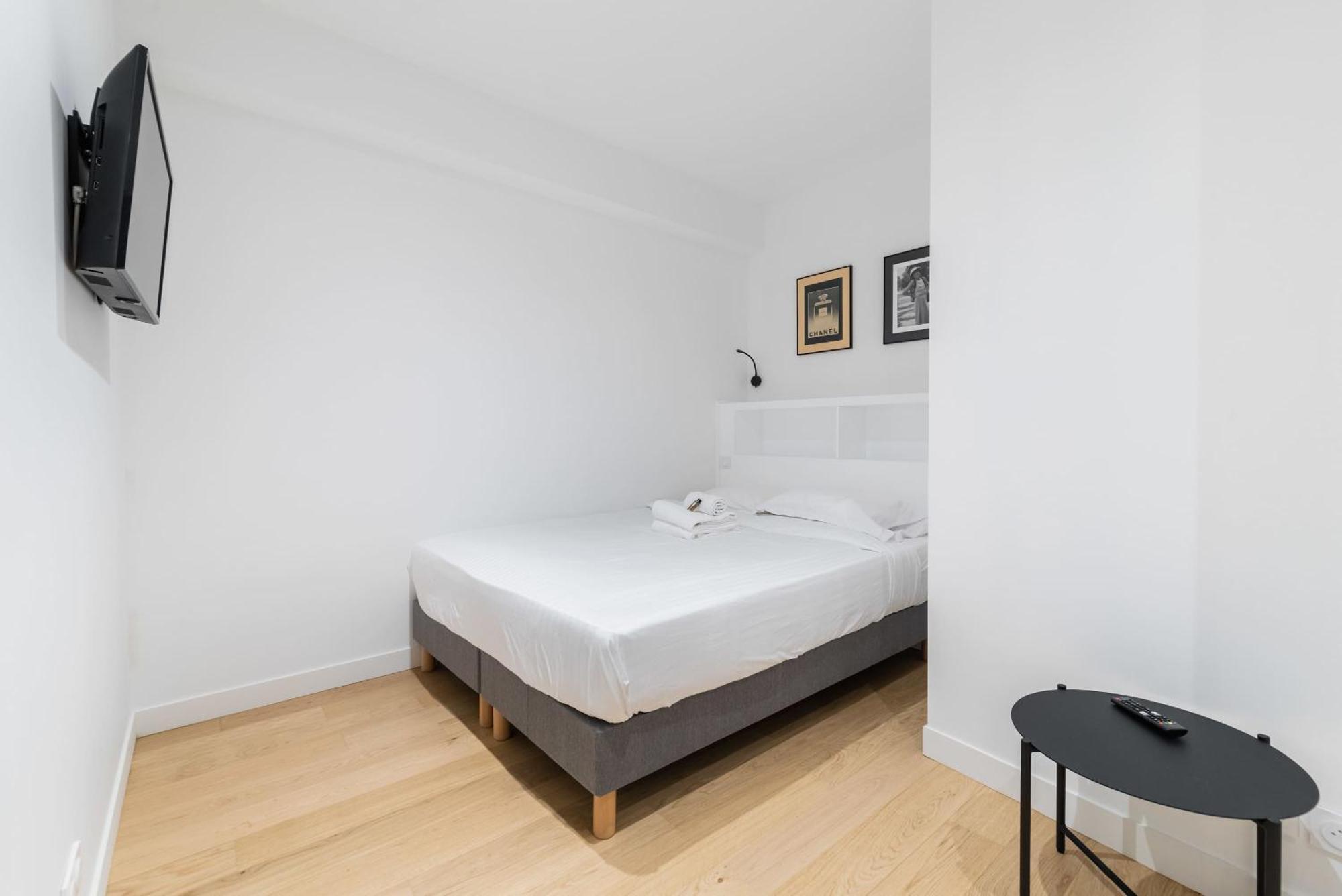 Appartement Proche Metro Et Montmartre - 18 - 4p Parijs
